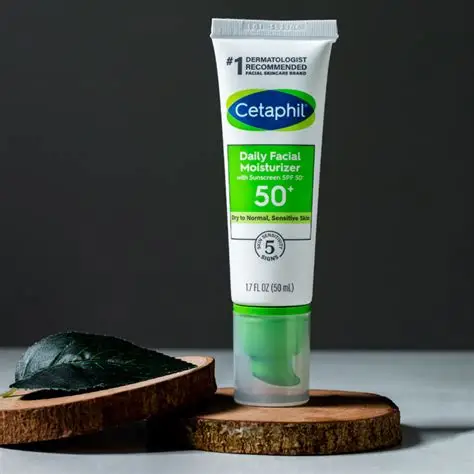 Cetaphil Daily Facial Moisturizer SPF 50 - 1